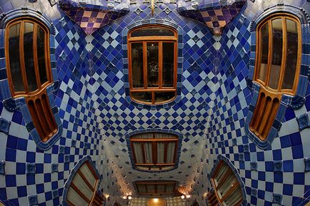 Casa Batlló din Barcelona (Antonio Gaudí)