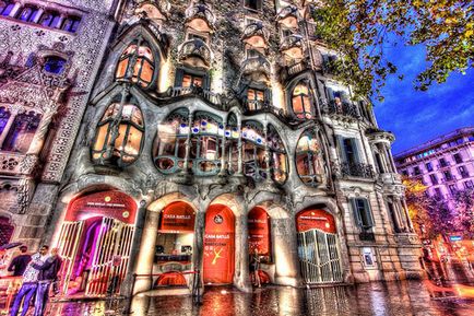 Casa Batlló din Barcelona (Antonio Gaudí)