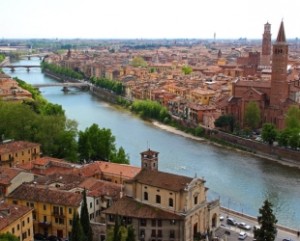 Atracții Verona Arena di Verona, Casa de Julieta, Podul Ponte Pietra