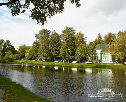 Parcul Ekaterininsky este locul pentru o vacanță perfectă, complexul Saltykov