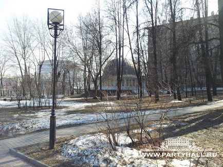 Parcul Ekaterininsky este locul pentru o vacanță perfectă, complexul Saltykov