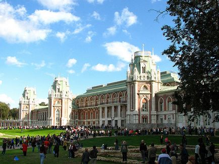 Екскурсії в Царицино