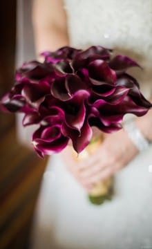 Purple buchet de mireasa de idei si decoratiuni foto