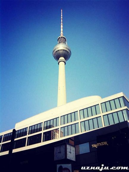 Cum puteți servi micul dejun în Berlin TV Tower