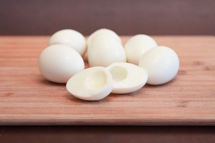 Hogy milyen könnyen és gyorsan festeni a főtt tojásfehérje tippek