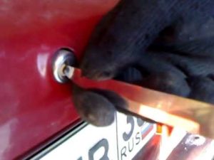 Cum să deschideți ușa și portbagajul VAZ 2109 fără o instrucțiune video cheie
