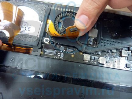 Cum de a curăța un mac macbook pro laptop de la praf, un studio de reparații - totul va fi reparate!