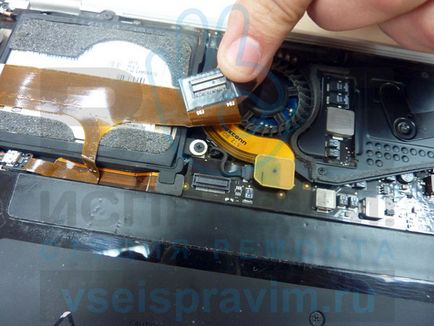 Cum de a curăța un mac macbook pro laptop de la praf, un studio de reparații - totul va fi reparate!