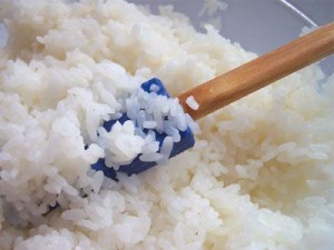 Cum să gătești orez pentru sushi și rulouri, sushi bar roll