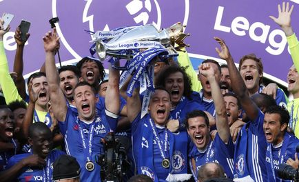 Hogyan ünneplik a bajnokságot „Chelsea”, a „valódi” és a „Spartacus”