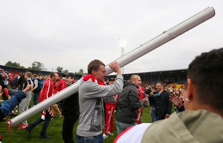 Як святкують чемпіонство «челсі», «реал» і «спартак»