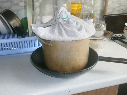 Як приготувати бісквіт в каструлі - кулінарні рецепти