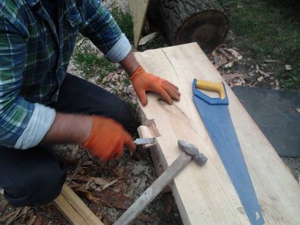 Як зробити лавочку з колод для саду своїми руками, як це зроблено