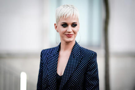 Katy Perry a încălzit zvonurile despre dragostea ei cu Robert Pattinson, o bârfă