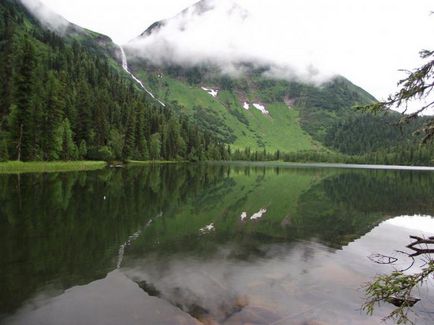 Kinzeluk Waterfall, Teritoriul Krasnoyarsk (fotografie)