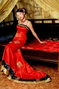 Kínai menyasszonyi ruha - izzó, mint maga a szeretet