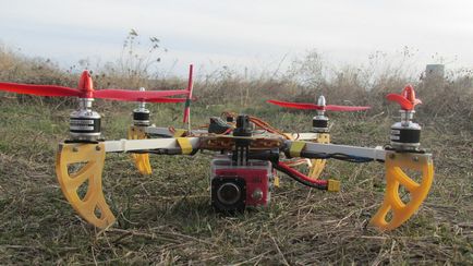 Quadrocopter kezük közül hulladék anyagok