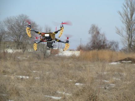 Quadrocopter cu mâinile tale de la materiale improvizate