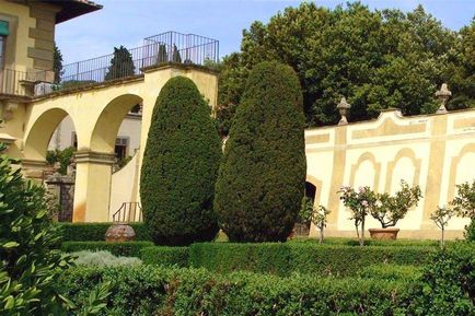 Parkosítás híres kertjei Villa Gambero