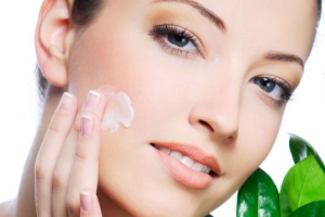 Fața și corpul sunt cele mai bune produse cosmetice pentru netezirea pielii
