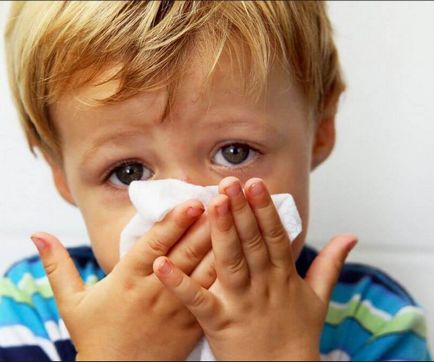 Mantouxul cu o răceală nu este periculos pentru a fi injectat într-un copil bolnav