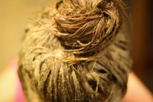 Hair Mask színtelen henna alkalmazása, tanácsadás és receptek