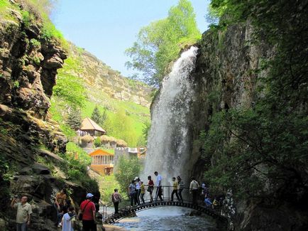 Cascade de miere în kislovodsk, inel de munte