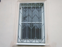 Grile metalice pe ferestre cu instalare în Moscova și în regiune