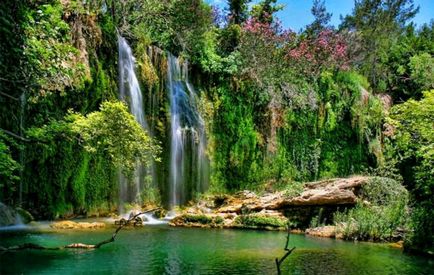 Nemzeti Park és a Kursunlu Waterfall (irány)