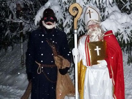 Un îngheț de bunic german, numit Vainakhtsman, însoțitorul său, Christkind, istorie și reședință, Santa