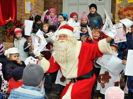 Un îngheț de bunic german, numit Vainakhtsman, însoțitorul său, Christkind, istorie și reședință, Santa