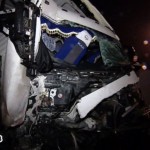 Nissan sa ciocnit cu un camion pe mkade, sunt morți (video), ultimele știri pentru tine