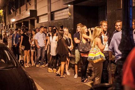 Cluburi de noapte și discoteci de la Roma - ceea ce nu trebuie să uităm fanii petrecerilor