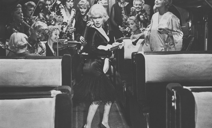 Dress up în stilul lui Marilyn Monroe