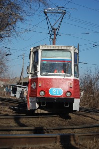 Omsk tramvai la noi 75, și suntem mai tineri, podul de metrou