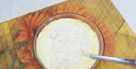 Pite áfonya (egyszerű, tejföl) recept fényképpel (tejföl) Pite áfonya (egyszerű, tejföl) receptek fotókkal