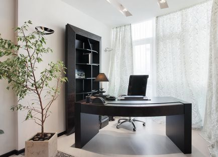 irodai elrendezés a lakás, a tervezés és a dekoráció a munkahely egy kis szobában, a választott
