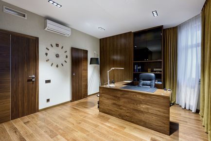 irodai elrendezés a lakás, a tervezés és a dekoráció a munkahely egy kis szobában, a választott