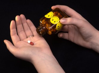 Препарати містять серотонін в таблетках