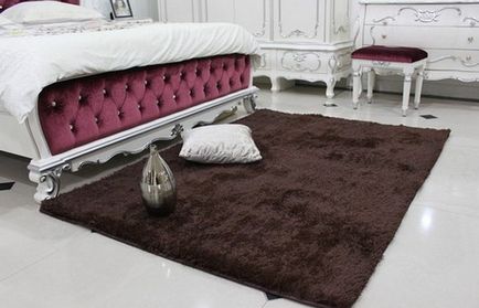 Приліжкові килимки в інтер'єрі спальні (30 фото), будинок мрії