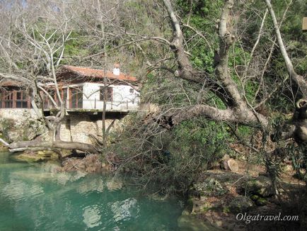 Parcul natural și cascada kurshunlu în antalya