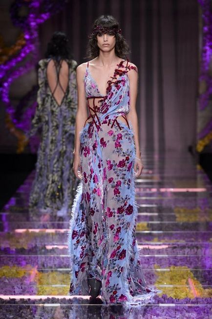 Atelier chic chic relaxat versace charming haute couture 2016 - fair