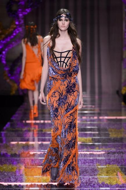 Atelier chic chic relaxat versace charming haute couture 2016 - fair