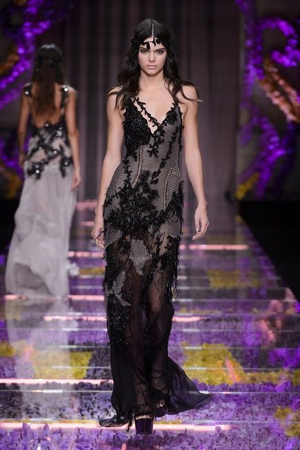 Atelier chic chic relaxat versace charming haute couture 2016 - fair