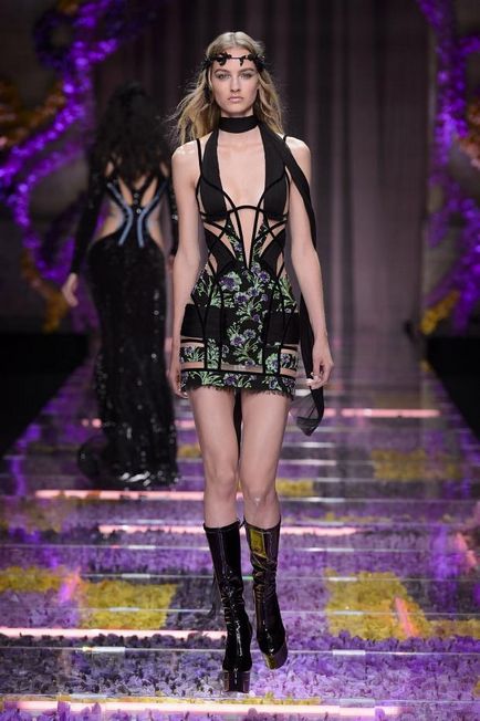 Atelier chic chic relaxat versace charming haute couture 2016 - fair