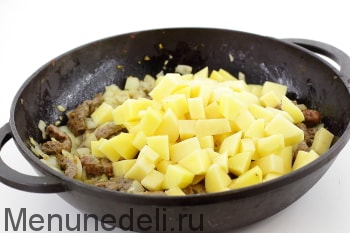 Recept magyar gulyásleves burgonyával