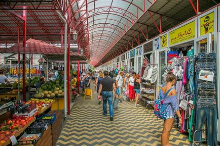 Piața - Cazacul - în Anapa