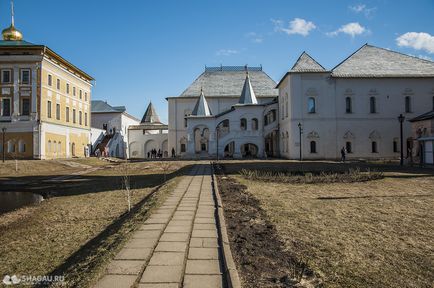 Rostov Kremlin ce să vezi, ce expoziții să vizitați