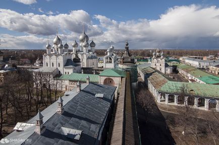 Ростовський кремль що подивитися, які виставки відвідати
