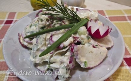 Saláta szardínia recept egy fotó - egy lépésről lépésre főzés saláta, retek és a tojás